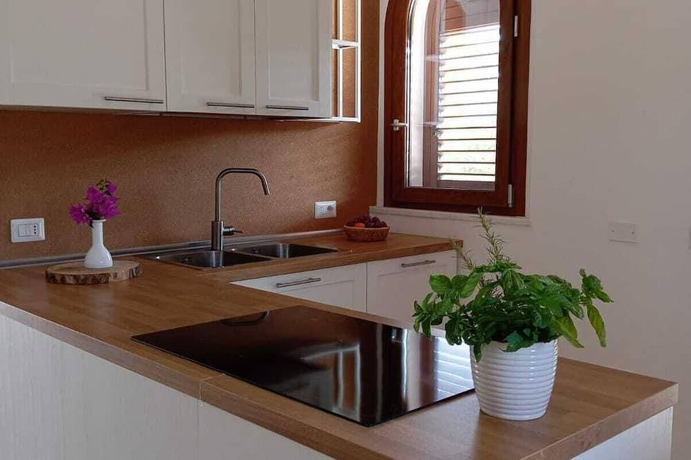 Foto 12 von 30: Detached villa within walking distance of Foxi and Murdegu beach