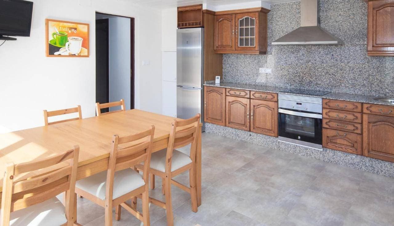 Foto 5 von 13: Four-Bedroom House