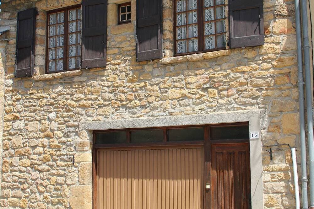 Foto 4 von 19: Freistehendes Haus mit Garten in der Ortschaft Quézac