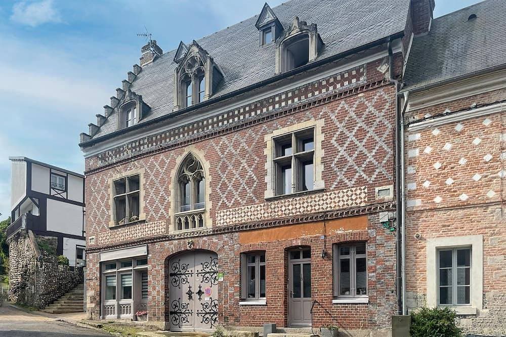Schönes 1-Zimmer-Haus in Arques la Bataille 1