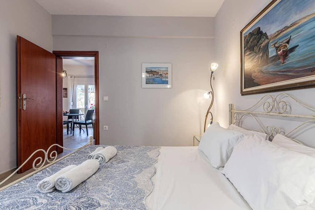 Foto 4 von 38: One-Bedroom Apartment with Balcony
