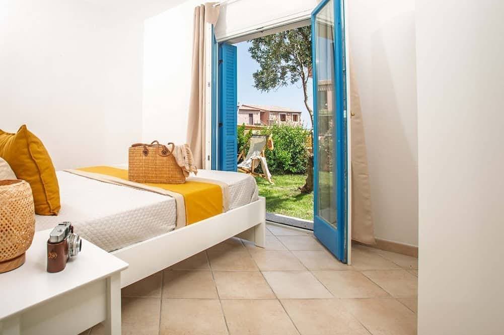 Foto 3 von 24: Toro III (Apartment for 4 Guests - 30' from Porto Cervo)