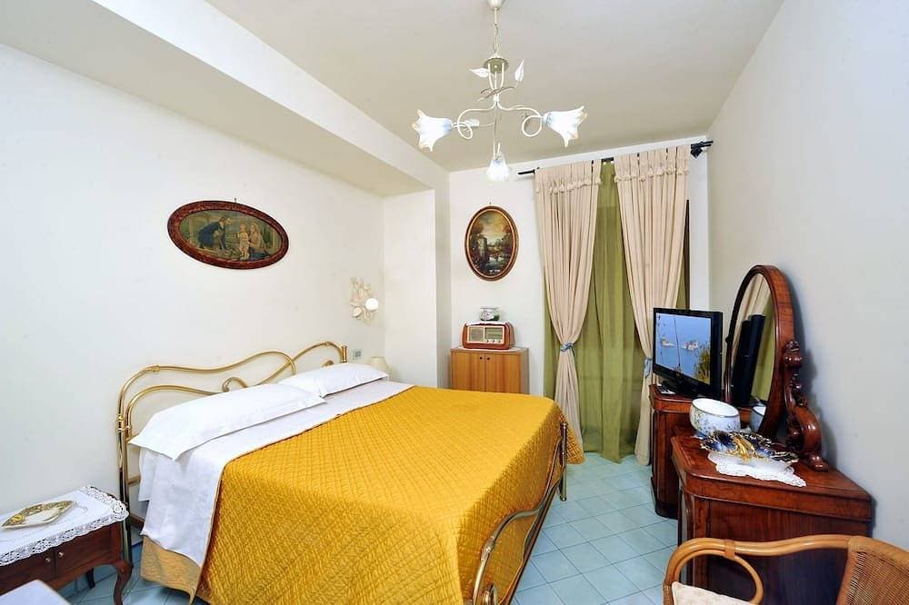 Foto 2 von 30: Apartment Ground, Küste von Sorrento, mit kostenlosem Pool, Parkplatz, Garten, WiFi