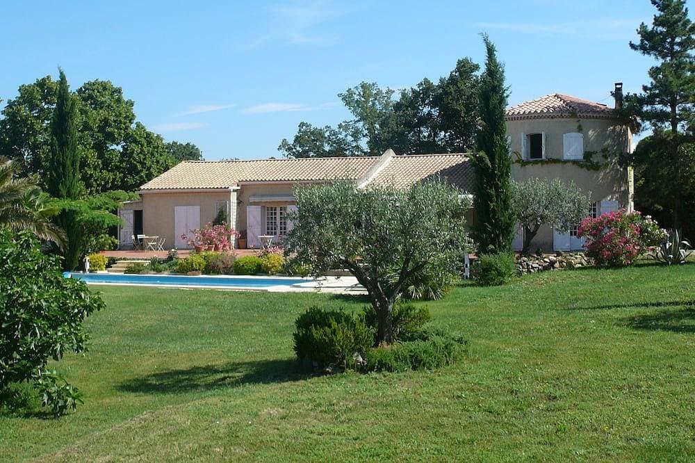 Foto 10 von 25: 2 Gästezimmer in Bastide in großem bewaldetem Park mit Schwimmbad, Schlafplätze für 6