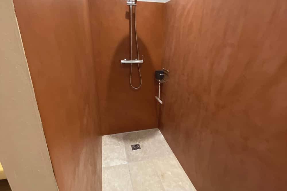 Foto 10 von 17: Landhaus für 8 Personen mit Spa-Poolhaus, umgeben von Olivenbäumen