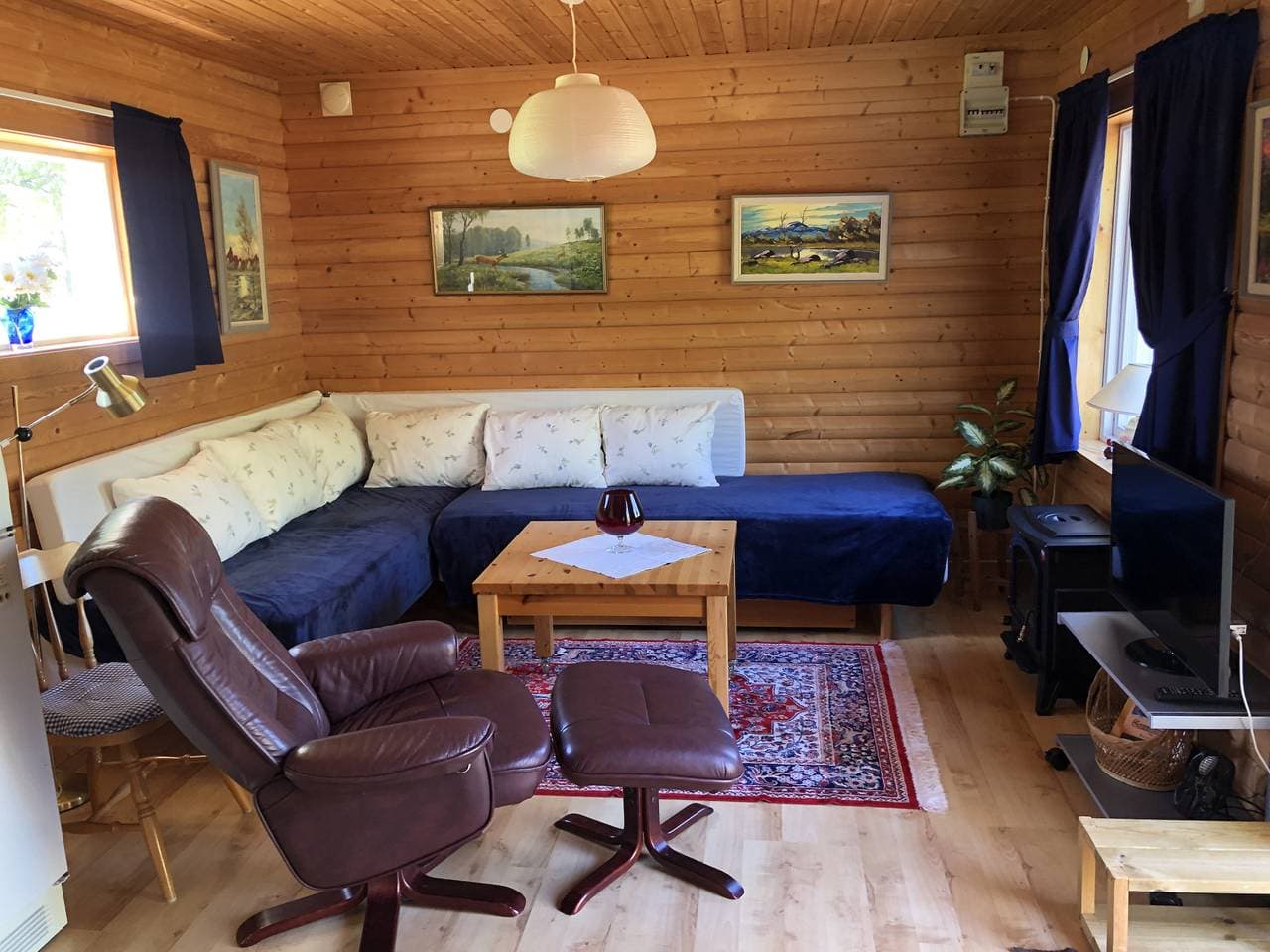 Foto 5 von 18: Schönes Ferienhaus am See mit Boot