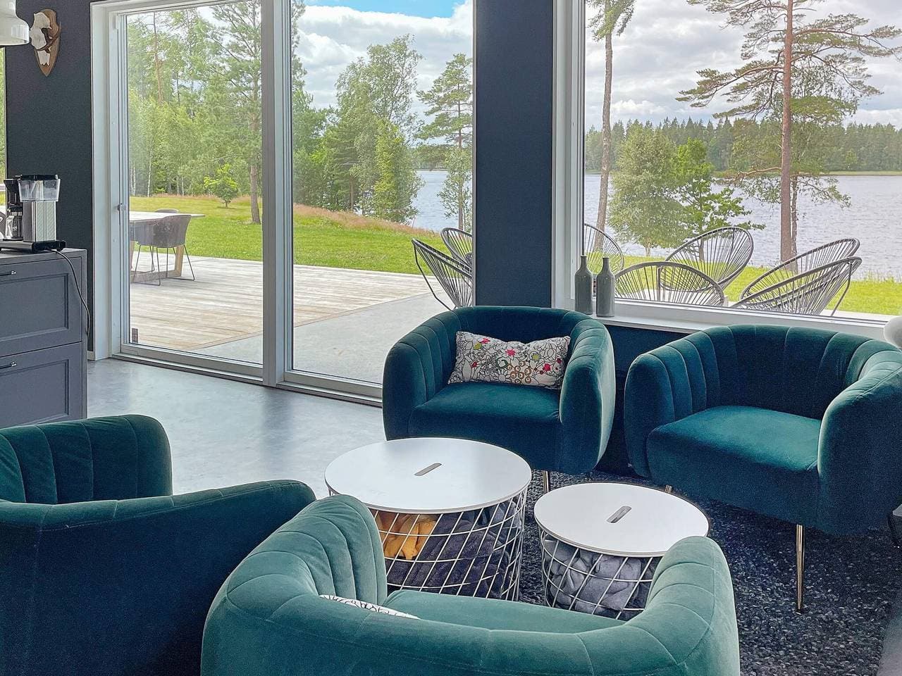 Foto 12 von 42: Geräumige Villa am See mit Sauna