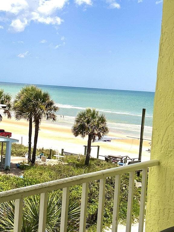 Foto 10 von 17: Waters Edge  - Ocean View at Symphony Beach Club!