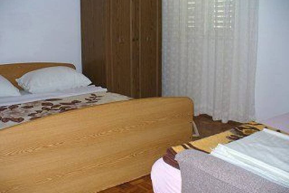 Foto 3 von 13: Ferienwohnungen Vladimir - Jadrtovac