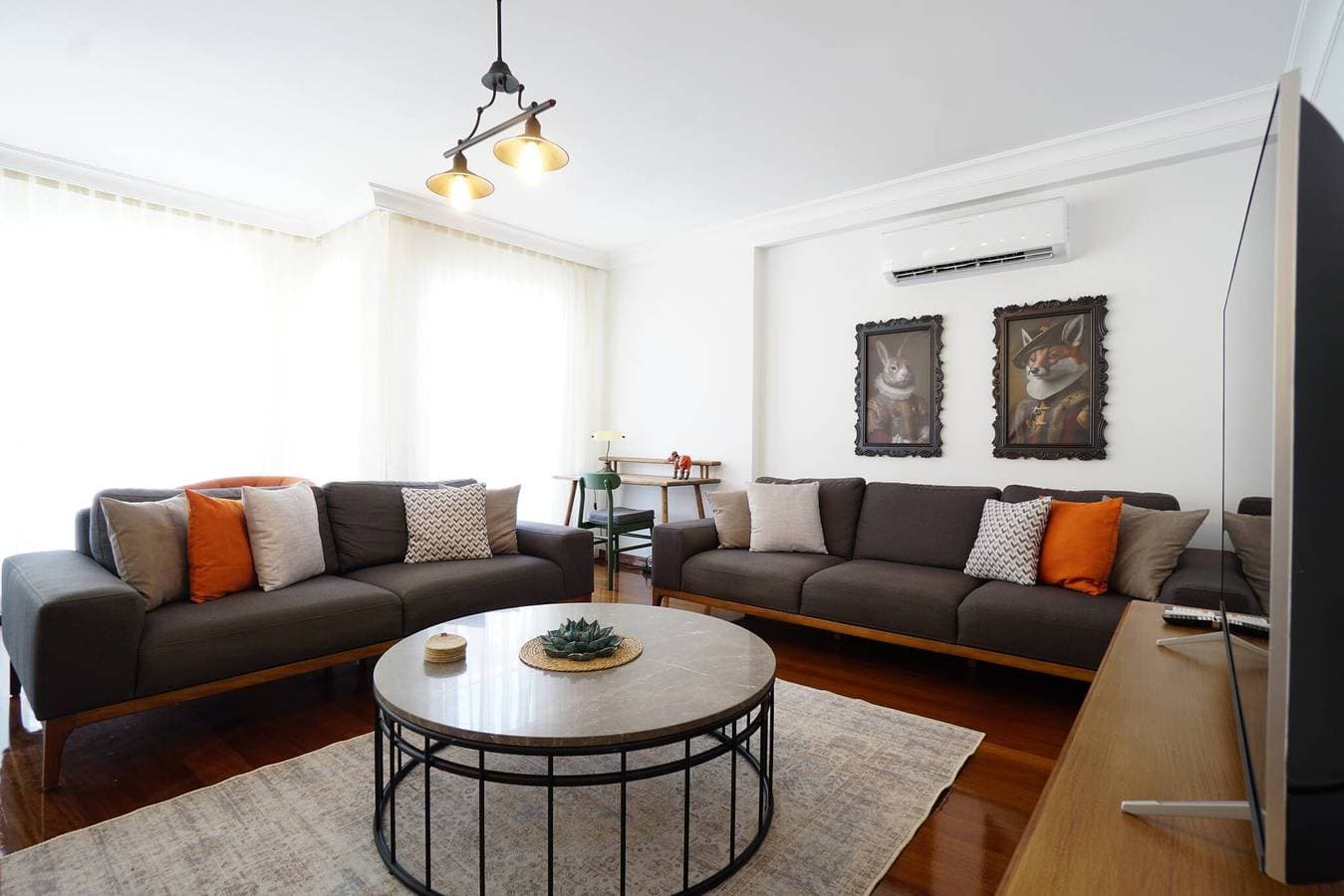 Foto 2 von 54: Elite, geschmackvoll eingerichtet, 3Br