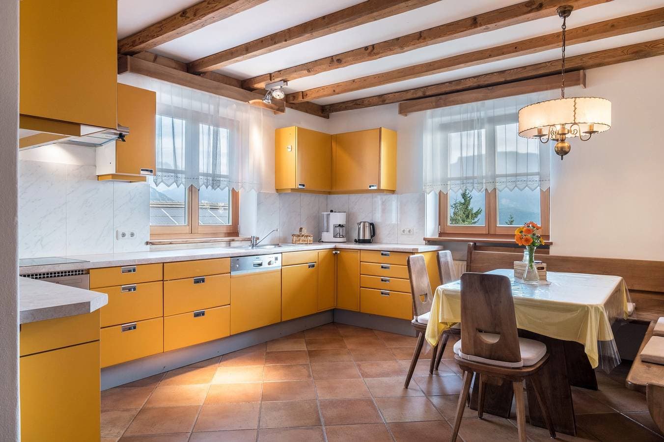 Foto 7 von 40: Ferienwohnung 'Funtnatsch' mit Bergblick, privater Terrasse und WLAN