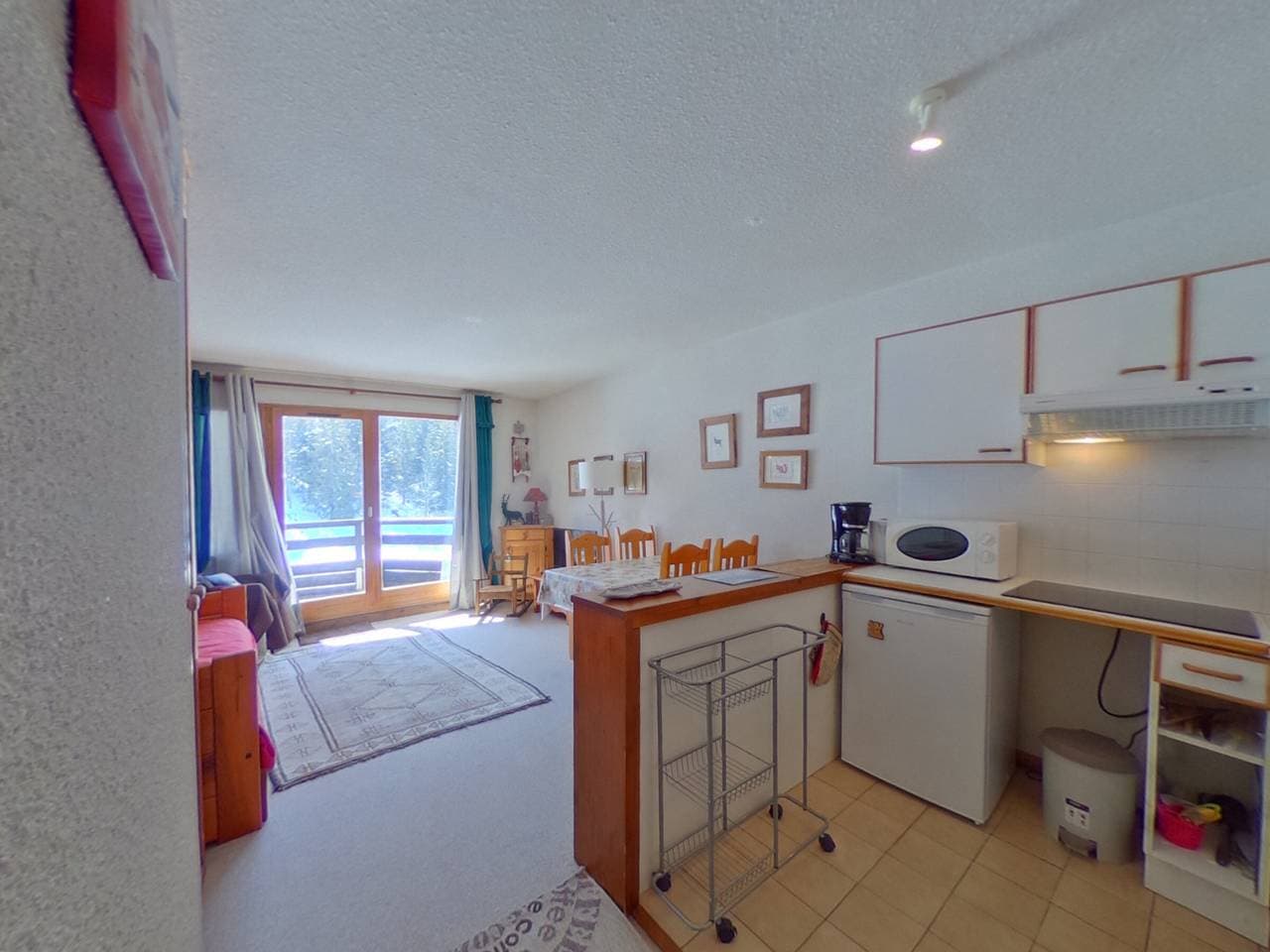 Foto 4 von 12: Ski-in Studio, Süd, Parkplatz, Haustiere Erlaubt
