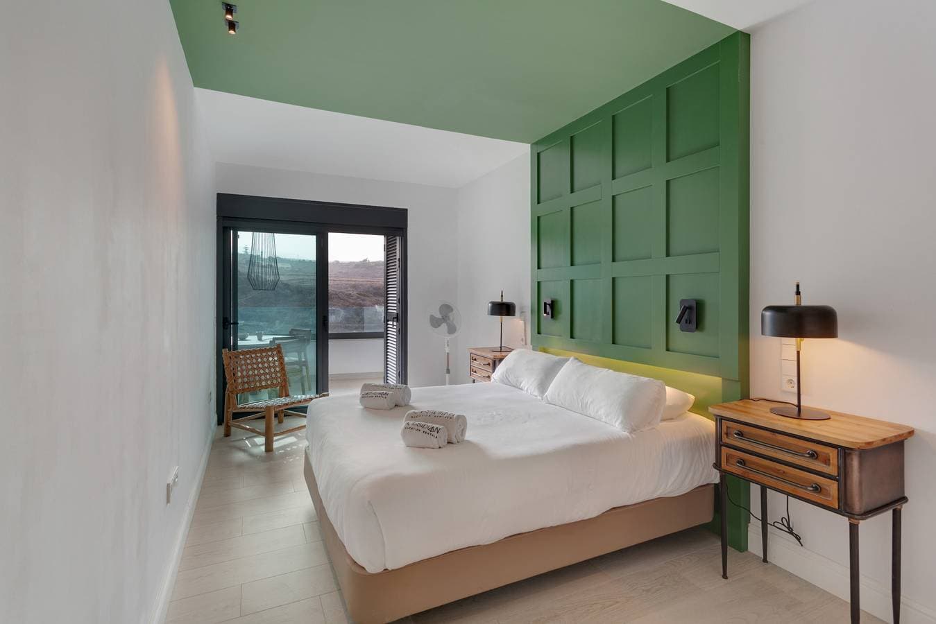 Foto 11 von 27: Ferienwohnung 'Obsidian San Juan Beach View' mit Meerblick, Balkon und WLAN