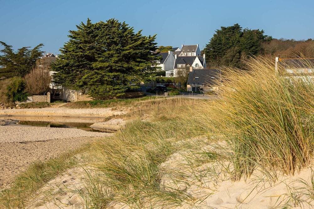 House 20 metres from the beach with sea view 1