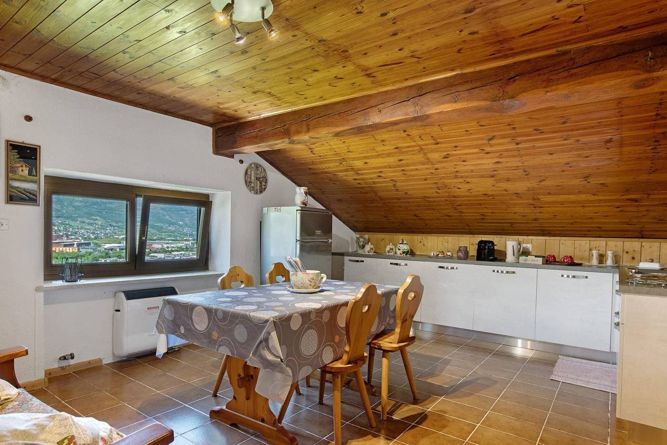 Foto 4 von 21: Ferienwohnung 'Emilia' mit Bergblick, privatem Garten und Wi-Fi