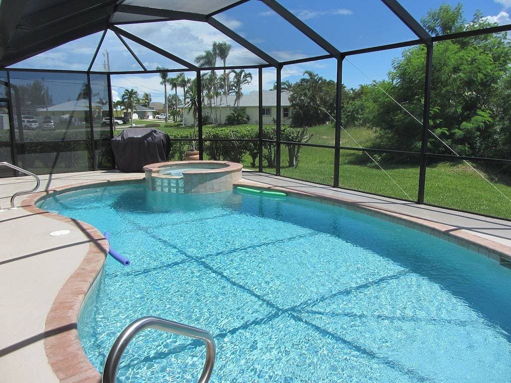 Foto 8 von 24: Gulf access, Wifi, Pool & Spa, Smart TV, Pool Solar, German TV