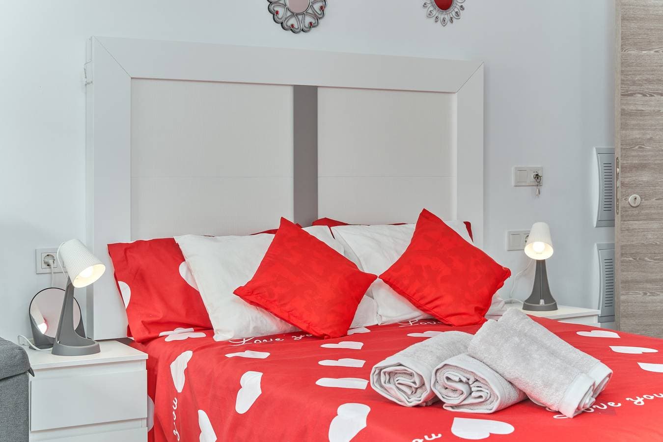 Foto 11 von 23: Einzimmerapartment "Nerja Boutique Deluxe 103" mit Gemeinschaftspool und WLAN