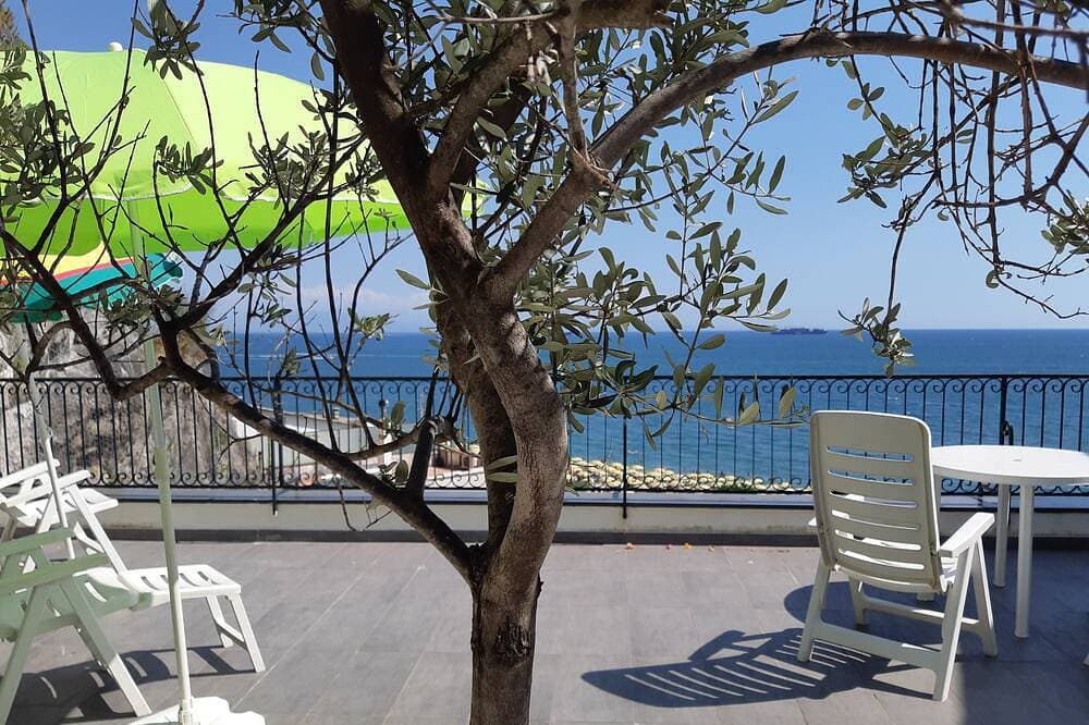Komfortable Wohnung mit Meerblick an der Amalfiküste 1