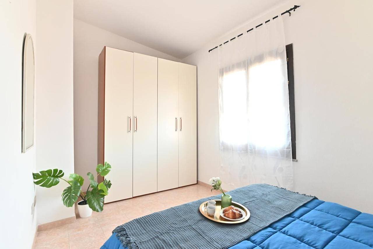 IzzHome Escape 1 1