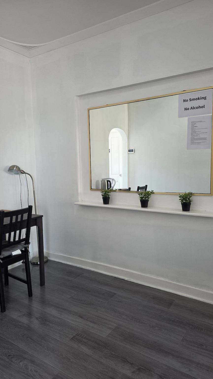 Foto 3 von 11: Gemütliches Zimmer in Flughafennähe