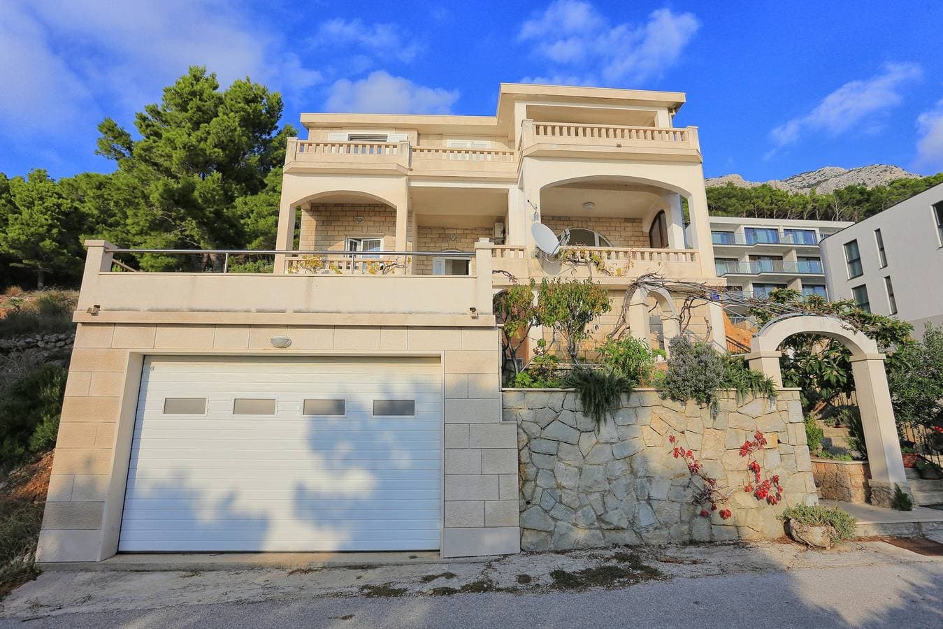 Foto 6 von 21: 1-Zimmer-Ferienwohnung mit Terrasse und Meerblick Brela, Makarska A-6006-b