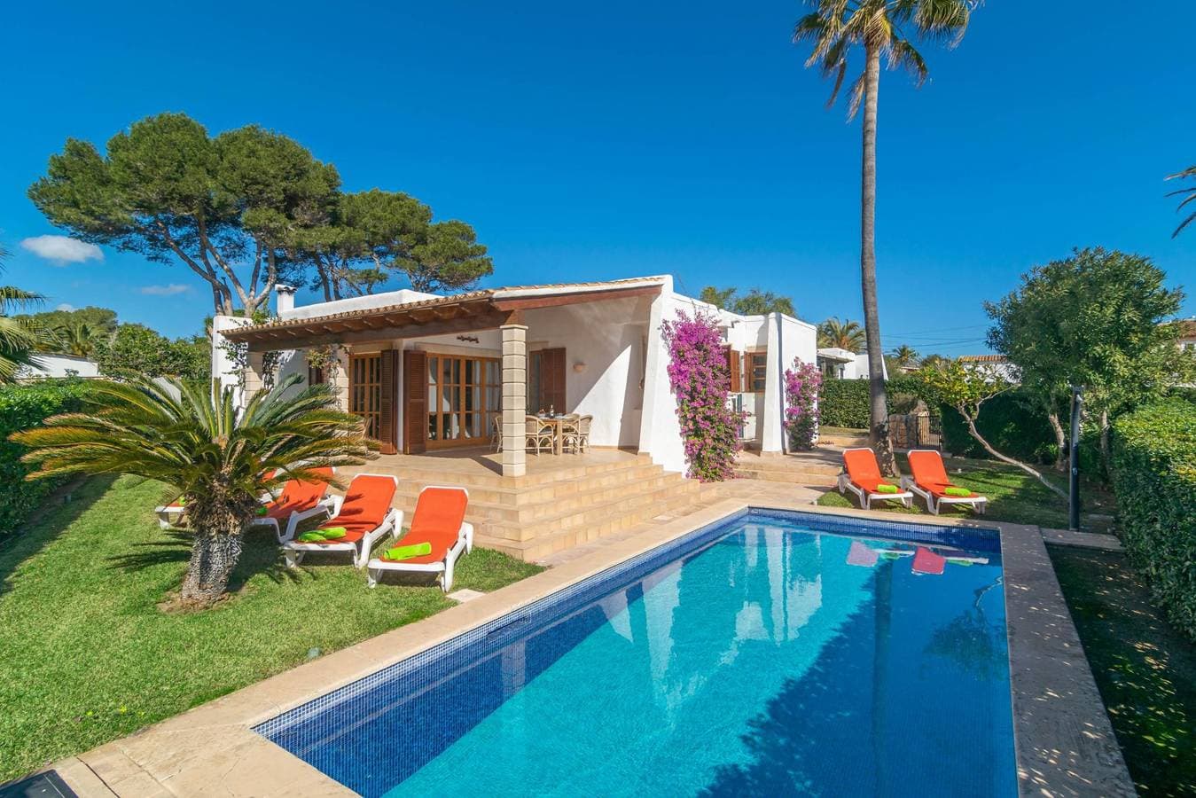 Villa Pastor - Fabelhafte Villa  in Strandnähe von Cala Anguila. Sie hat einen privaten Pool und W-L... 1