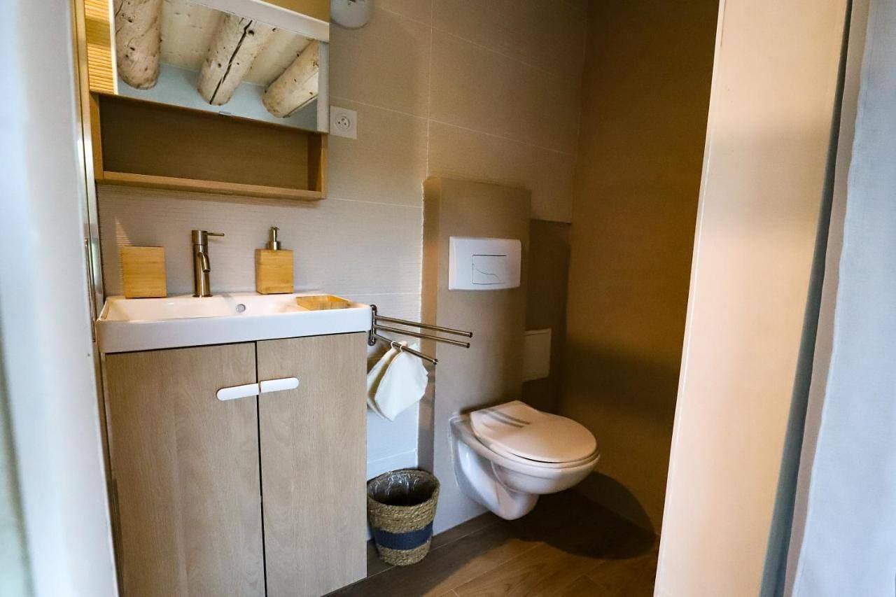 Foto 11 von 13: Double Room with Private Bathroom