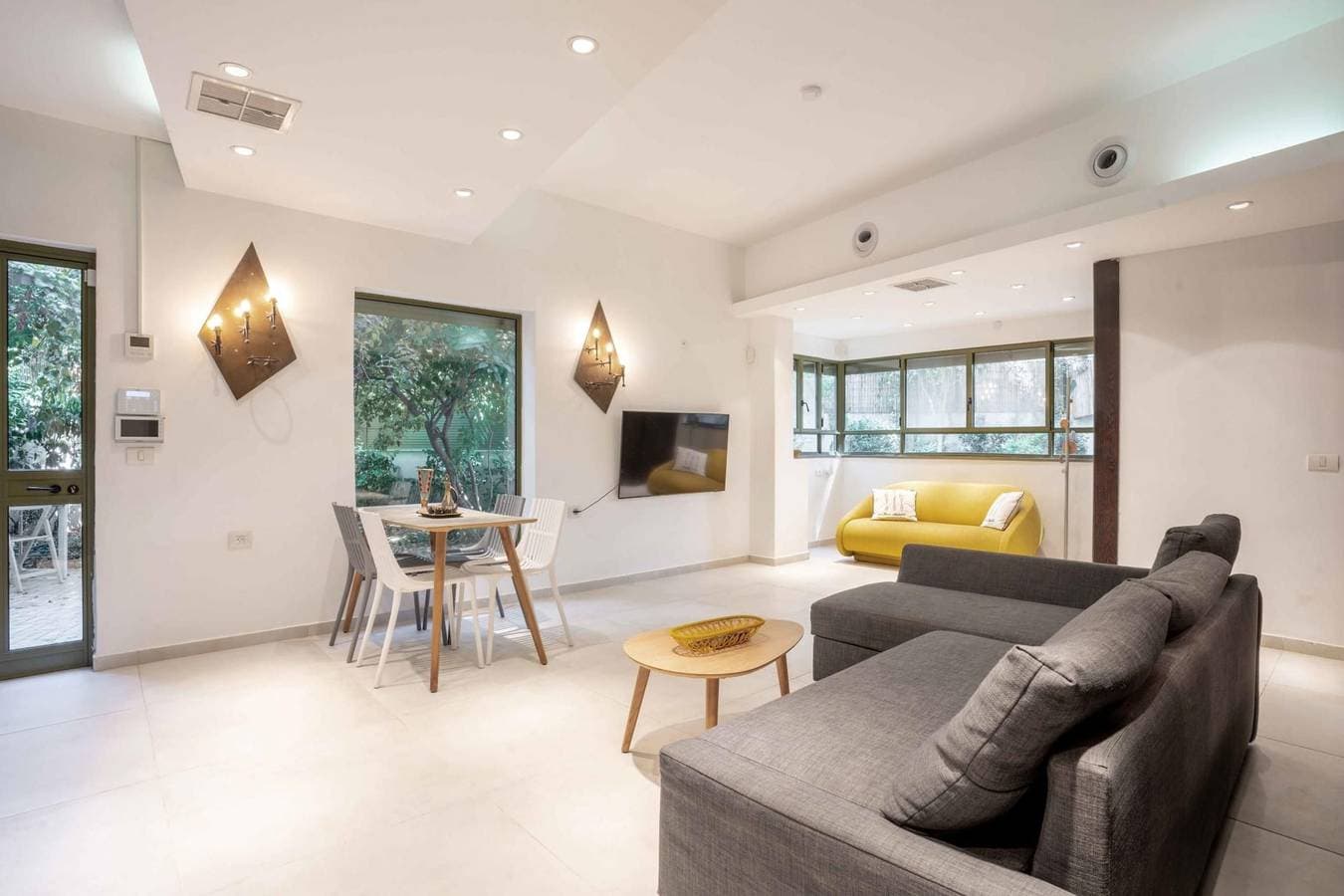 Foto 4 von 23: Ferienwohnung für 4 Personen mit Garten