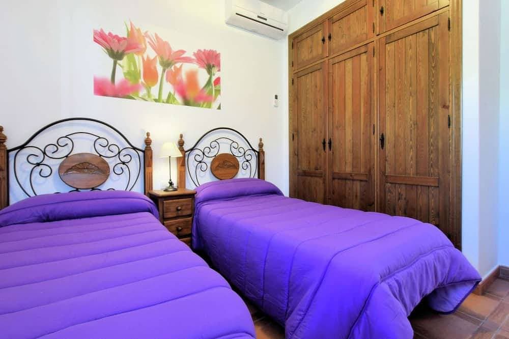 Foto 4 von 30: Familienvilla mit Terrasse