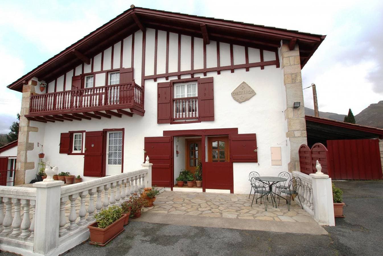 Larzabalea 1