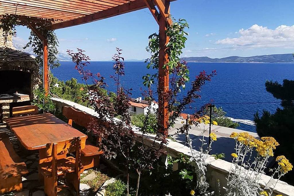 2-Zimmer-Ferienwohnung mit Terrasse und Meerblick Mimice, Omis -b 1