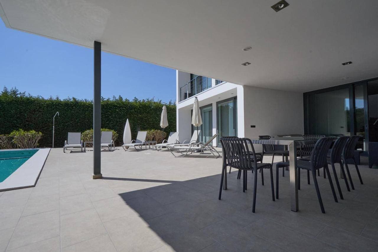 Foto 7 von 37: Villa with Private Pool