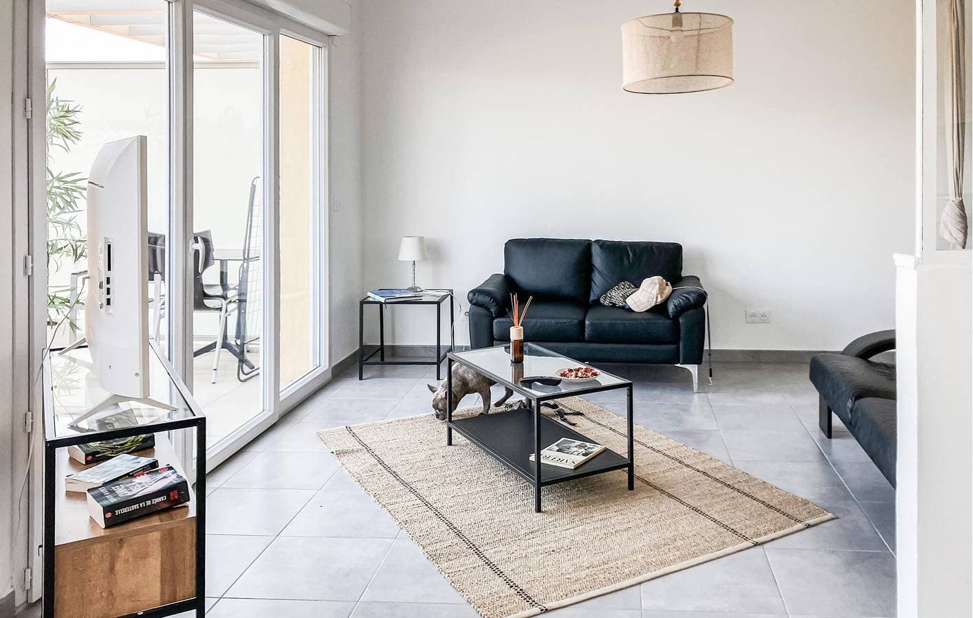 Foto 2 von 17: Gemütliche 75 m² große Ferienwohnung mit Terrasse, WLAN und Parkplatz in der Nähe von Grimaud