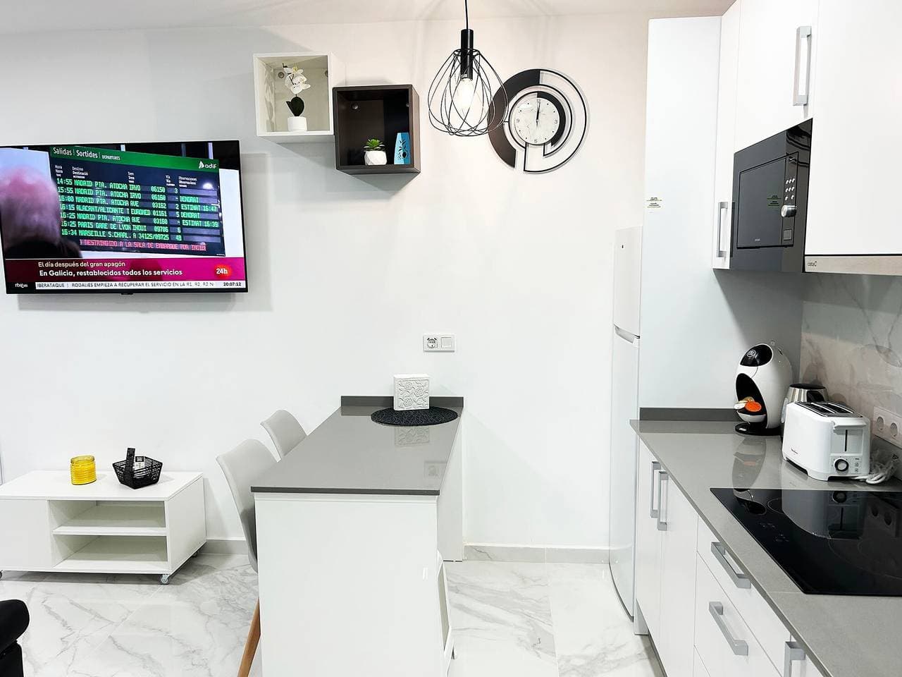 Foto 12 von 45: Ferienhaus 'Calle Ruidera 116' mit Gemeinschaftspool, privater Terrasse & WLAN