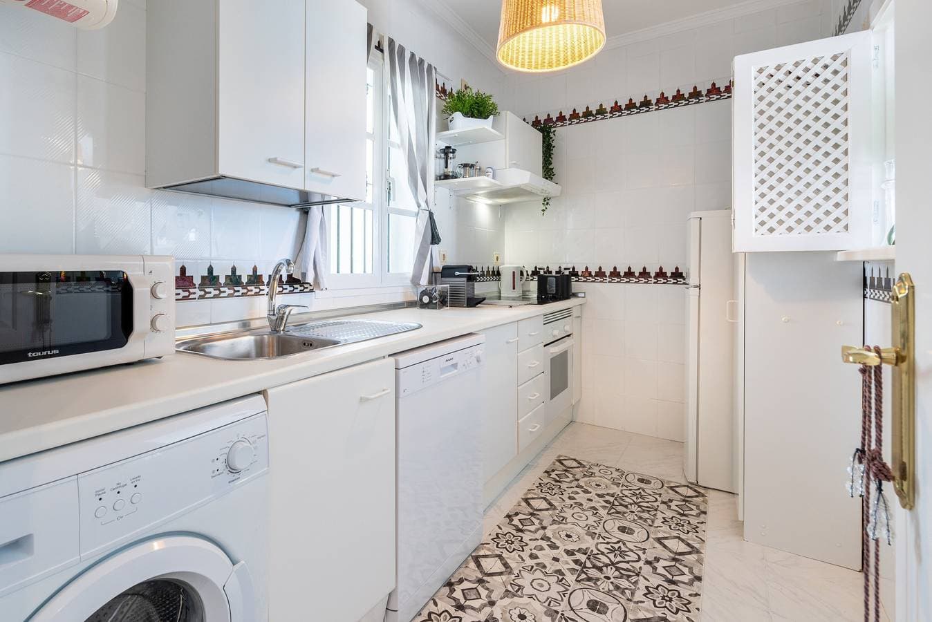 Foto 11 von 27: Ferienwohnung 'Pueblo Quinta' mit Meerblick, WLAN und Klimaanlage