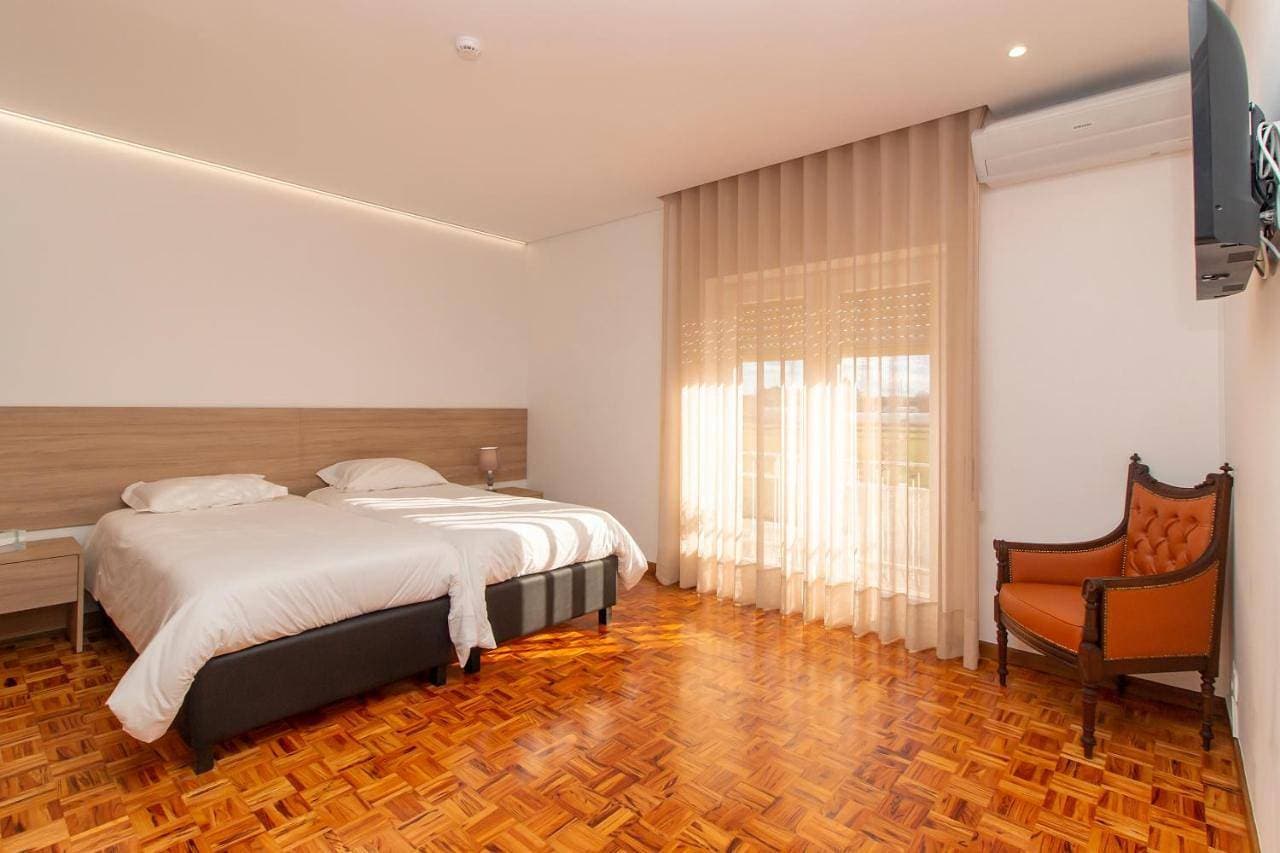 Foto 4 von 10: Standard Twin Room
