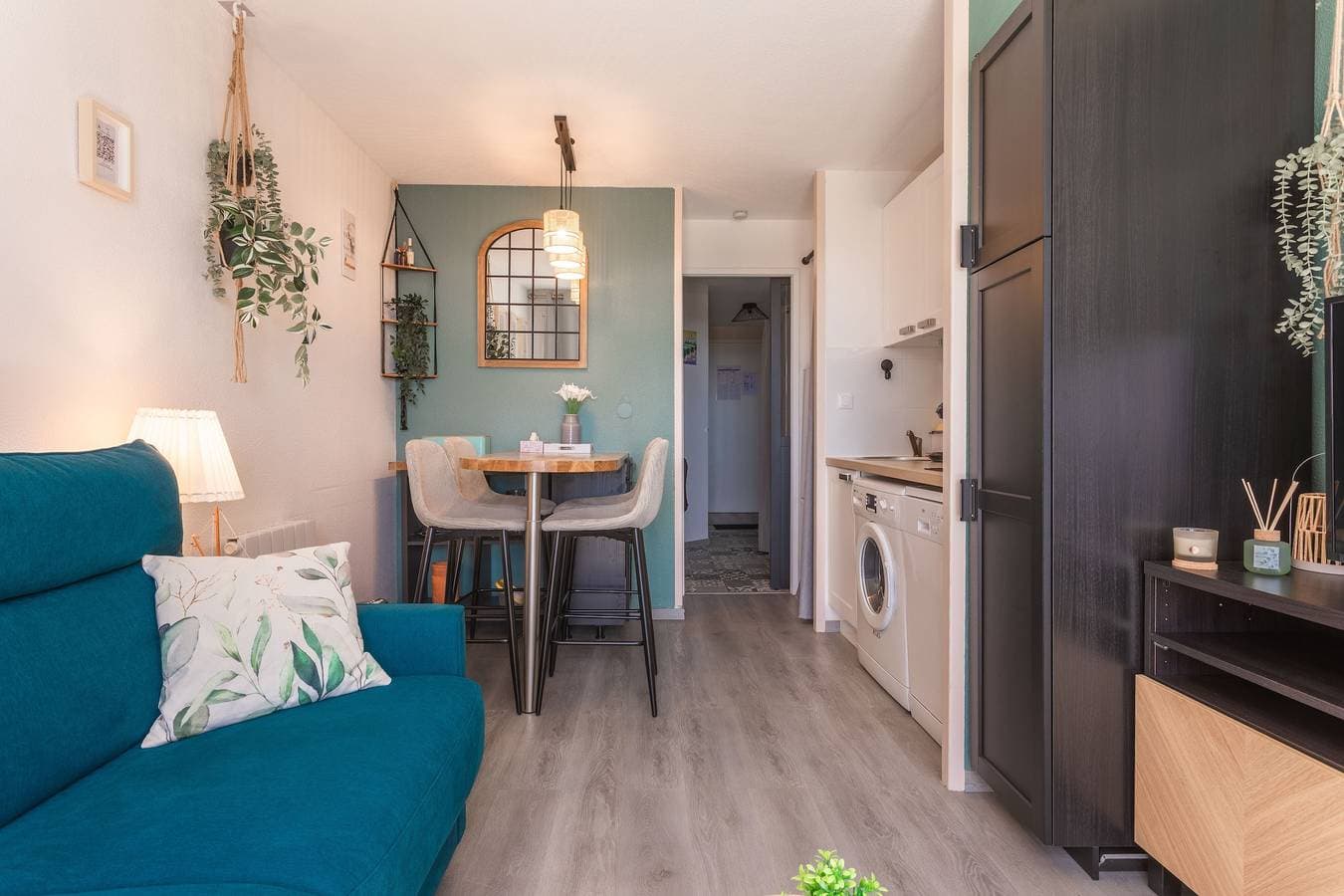 Foto 6 von 28: Appartement 'Cap Esterel – Pool' mit Meerblick, WLAN & Klimaanlage