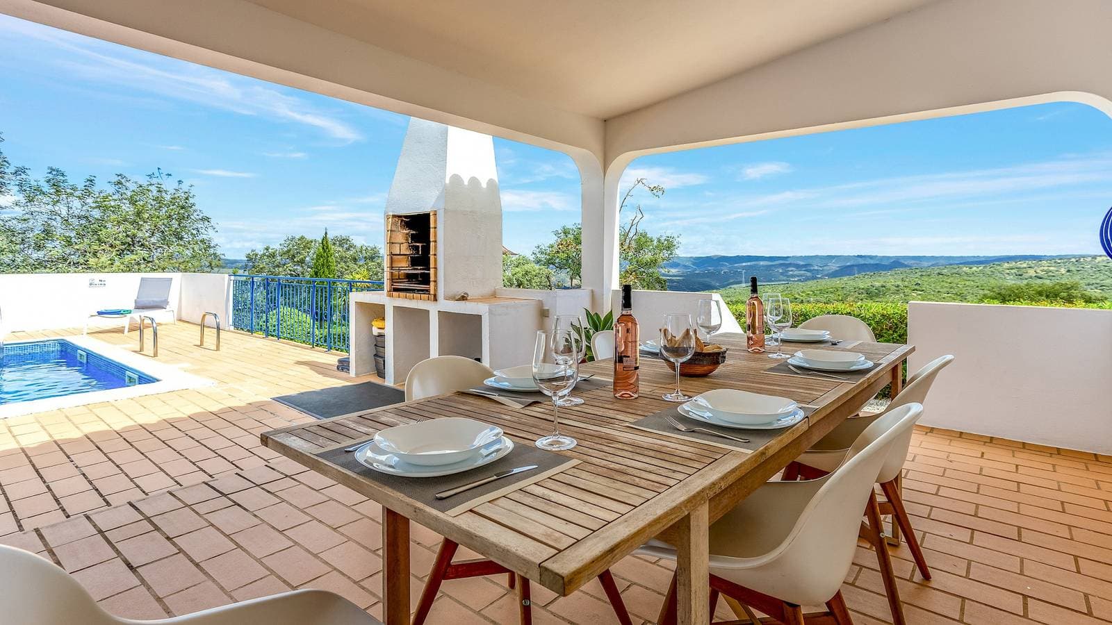 Foto 6 von 32: Villa für 6 Personen mit Terrasse