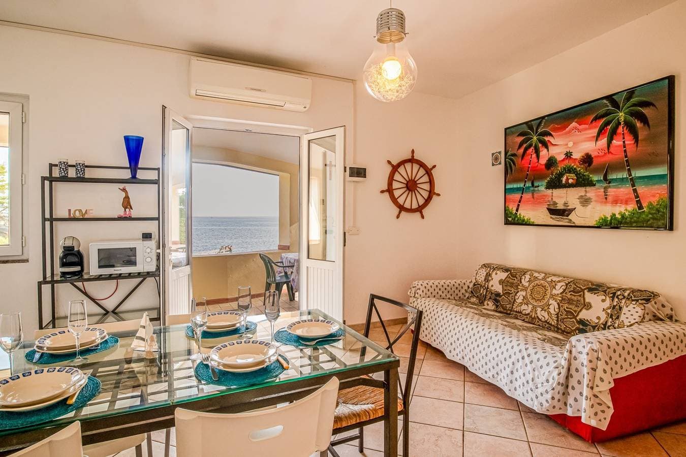 Foto 9 von 30: Ferienhaus für 6 Personen mit Terrasse