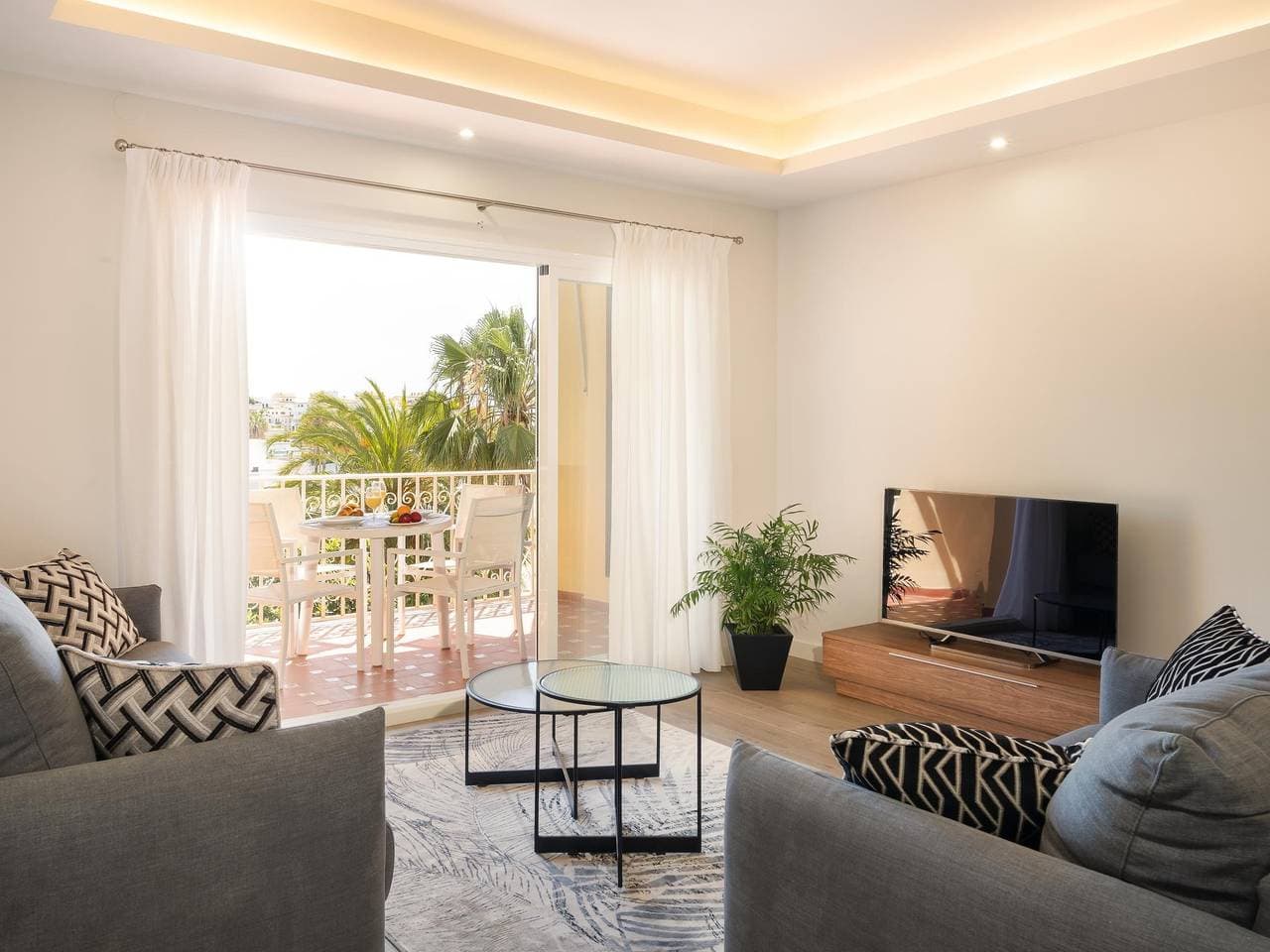 Foto 8 von 41: Ferienwohnung für 4 Personen mit Terrasse