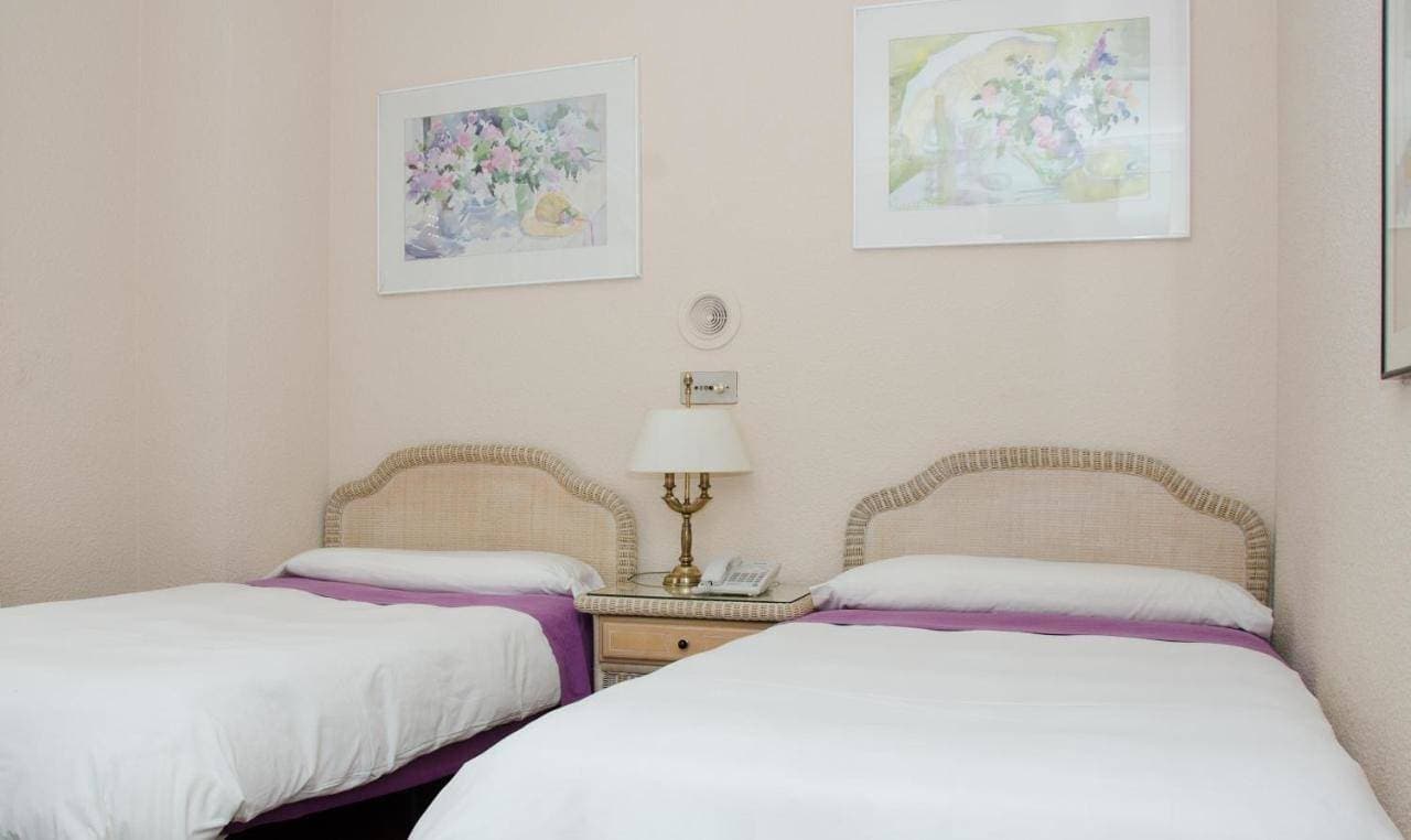 Foto 5 von 14: Double or Twin Room