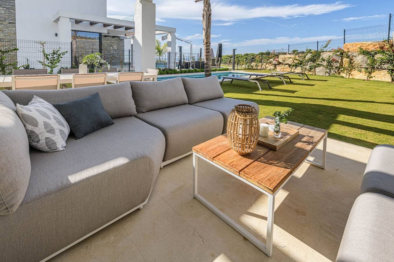 Foto 2 von 28: Amazing Costa Del Sol Villa | 5 Bedrooms | Villa Teodoro | Private Jacuzzi