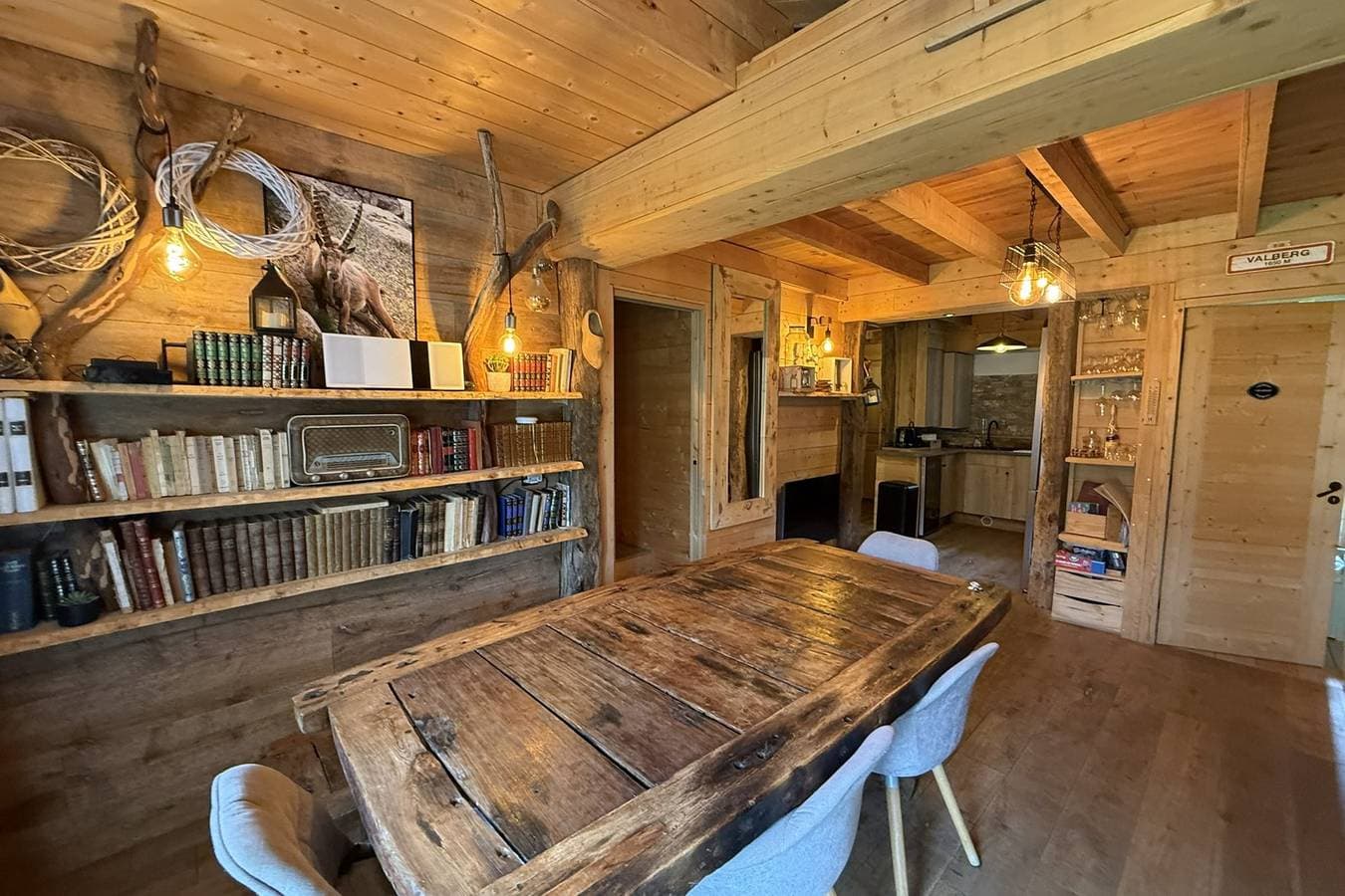 Foto 4 von 24: Ferienwohnung für 8 Personen mit Balkon