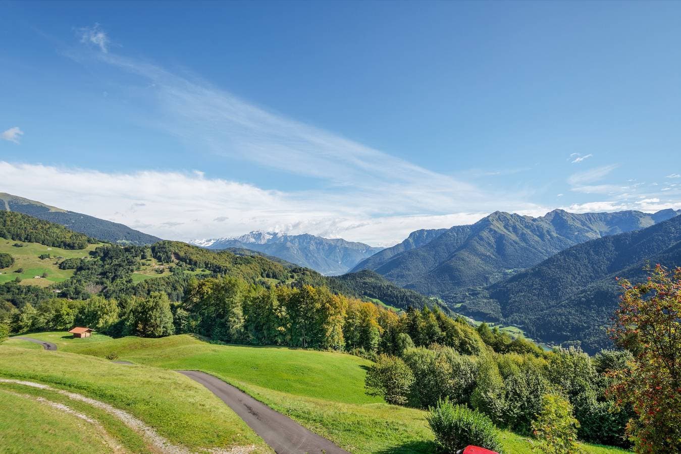 Foto 5 von 32: Ferienhaus "Baita Nido tra i Monti" mit Bergblick und Terrasse