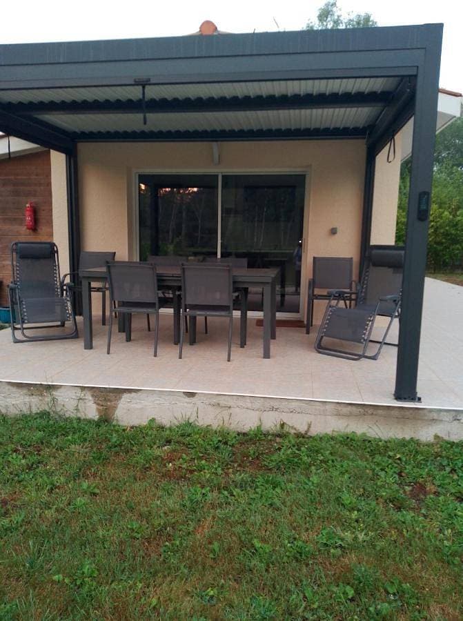 Foto 2 von 13: Two-Bedroom House