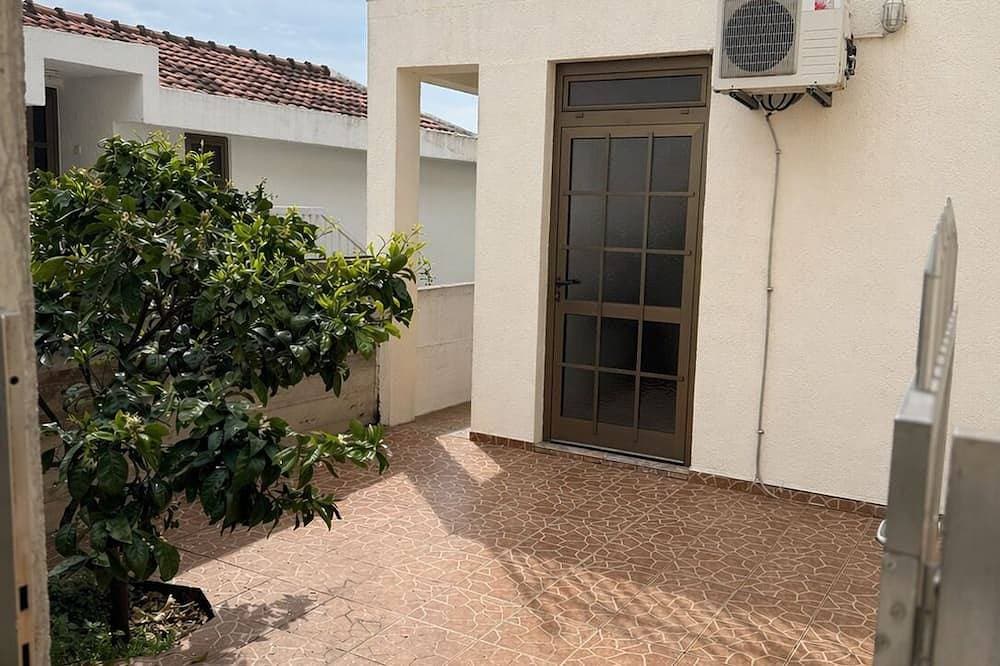 Foto 7 von 9: Beautiful 1-bedroom apartment with AC in welcoming Budva