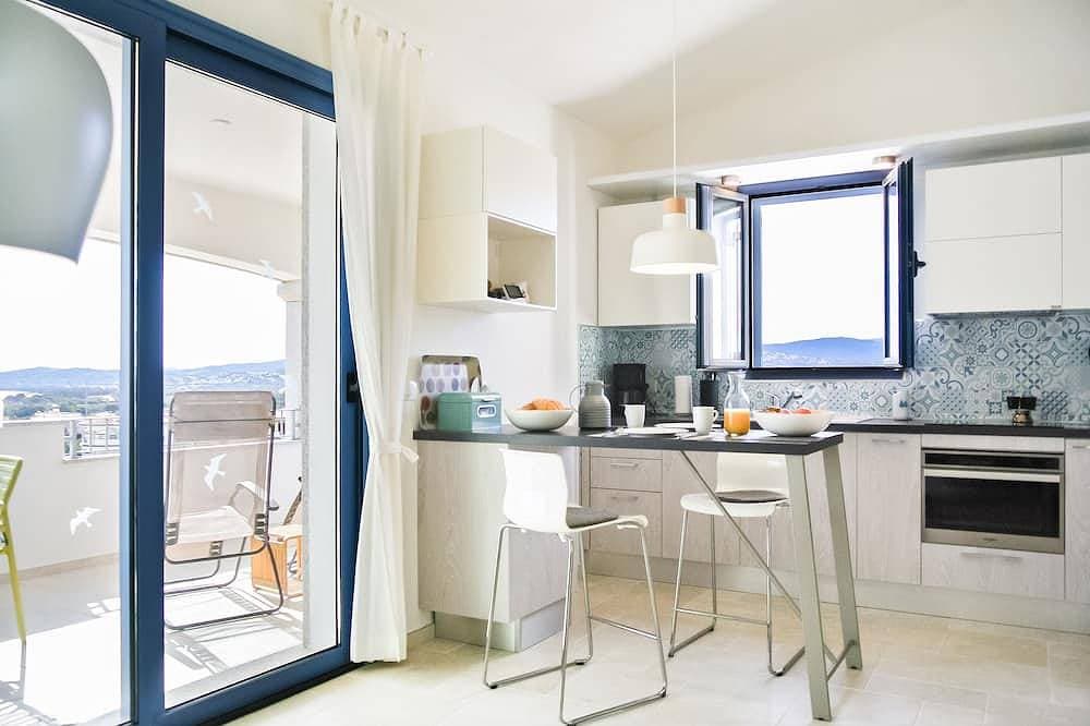 Foto 10 von 24: Ferienwohnung mit Balkon und Meerblick