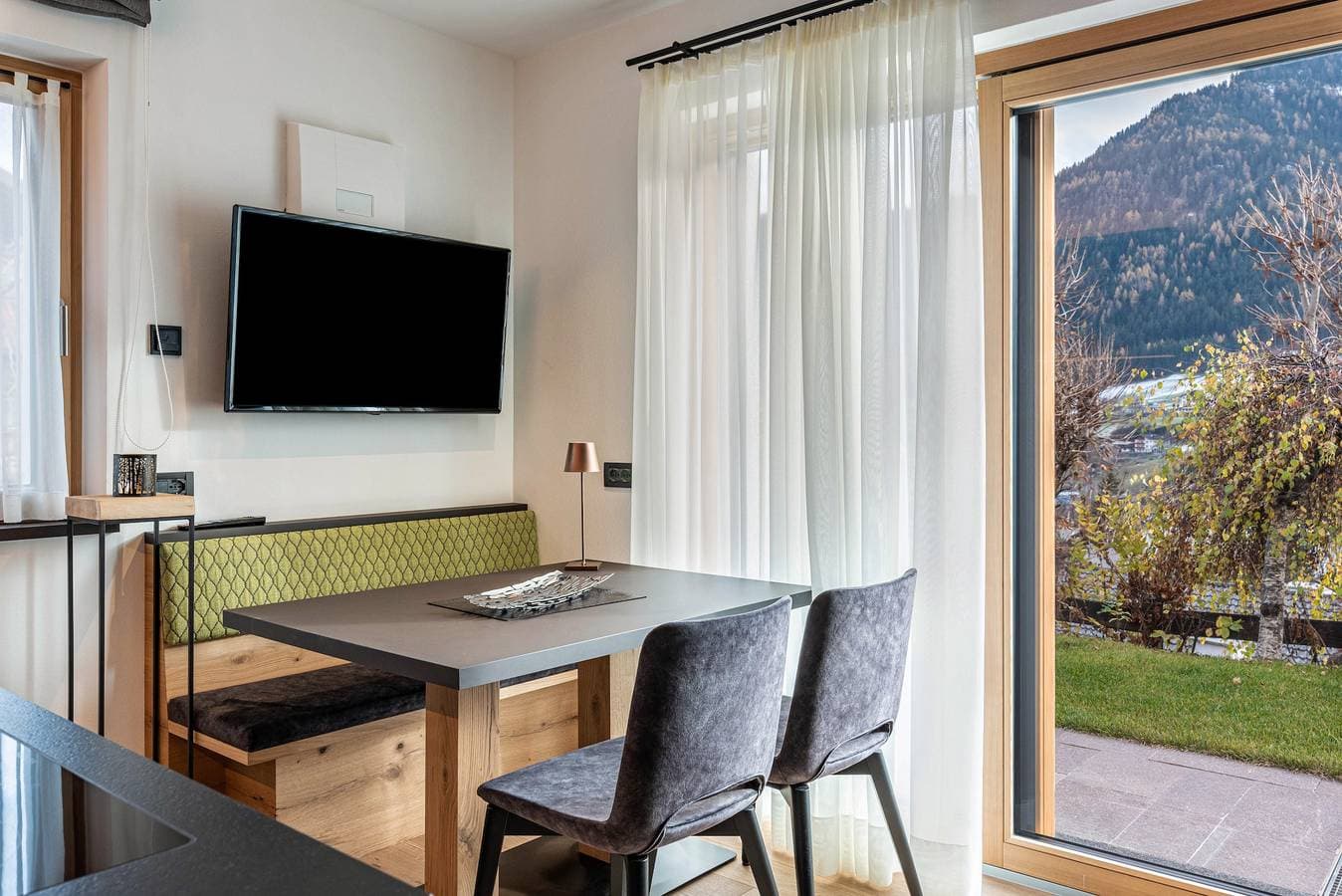 Foto 10 von 30: Ferienwohnung "Saslonch" bei Seiser Alm mit Bergblick, WLAN, Terrasse & Garten