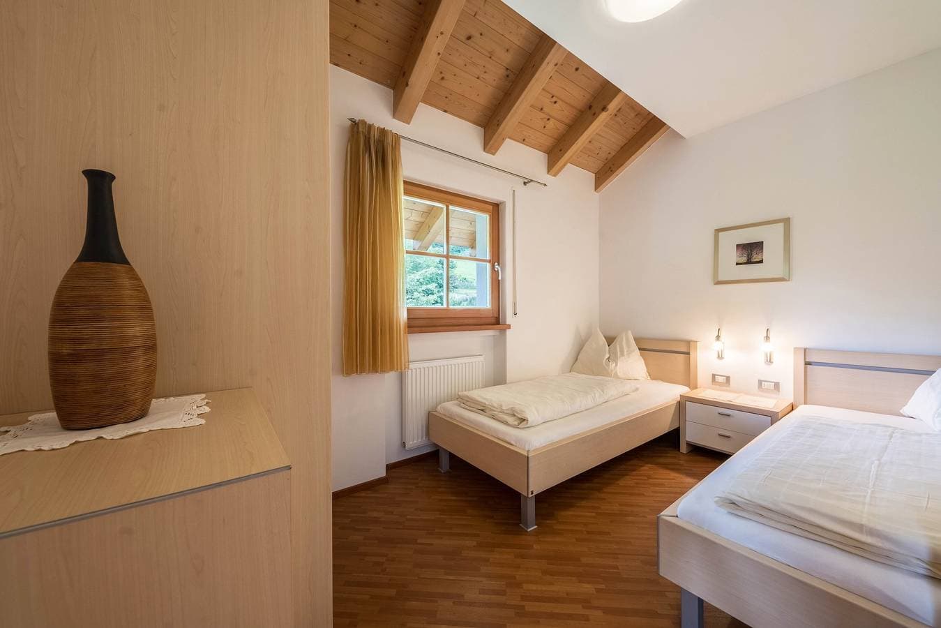Foto 11 von 25: Ferienwohnung "Tischlerhof - Typ A" mit WLAN, Terrasse und Blick auf die Berge