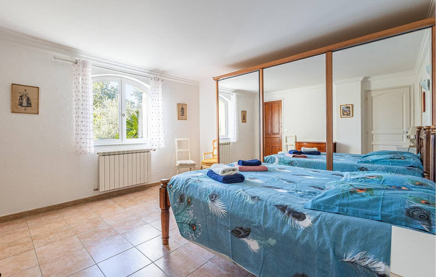 Foto 12 von 15: Geräumige Wohnung mit Pool und Parkplatz in der Nähe von Cabris